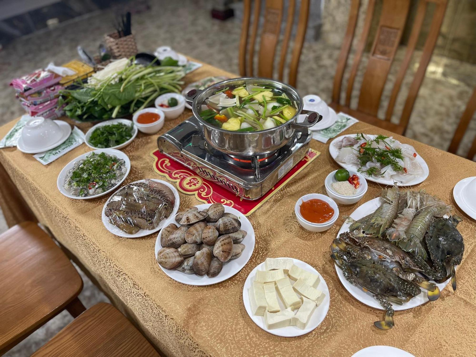 Phuong Dong Hotel Dong Khe Sau Luaran gambar